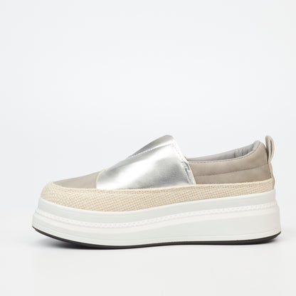 Senhora 17 - Silver Butterfly Feet Sneaker