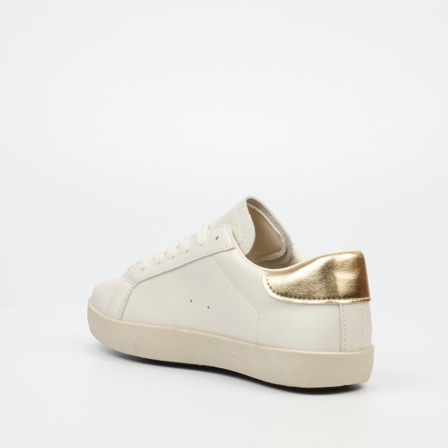 Fashionable Beige Sneakers: The Miss Black Veta 1 sneakers offer a blend of comfort and style with their beige color, lace-up feature, and stylish star accents, making them a must-have for any wardrobe.